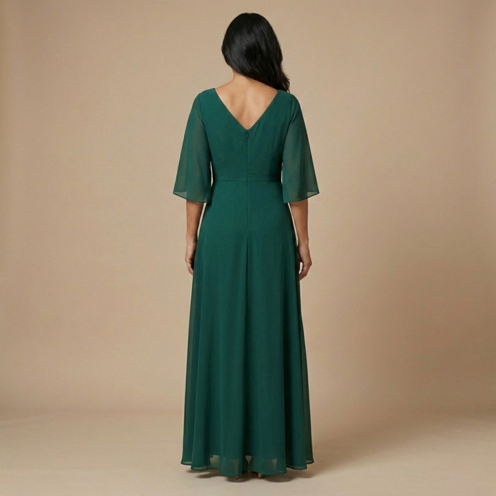 Lucía - Chiffon Dress with V-Neck