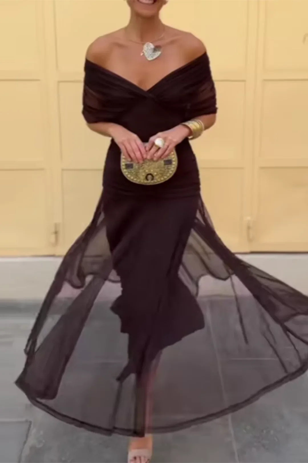 Elegant Maxi Party Dress with V-Neck