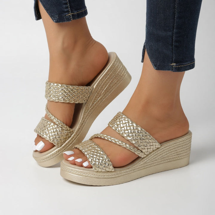 Tresseline™ — Woven Colorful Wedge Mule for Summer Lightness
