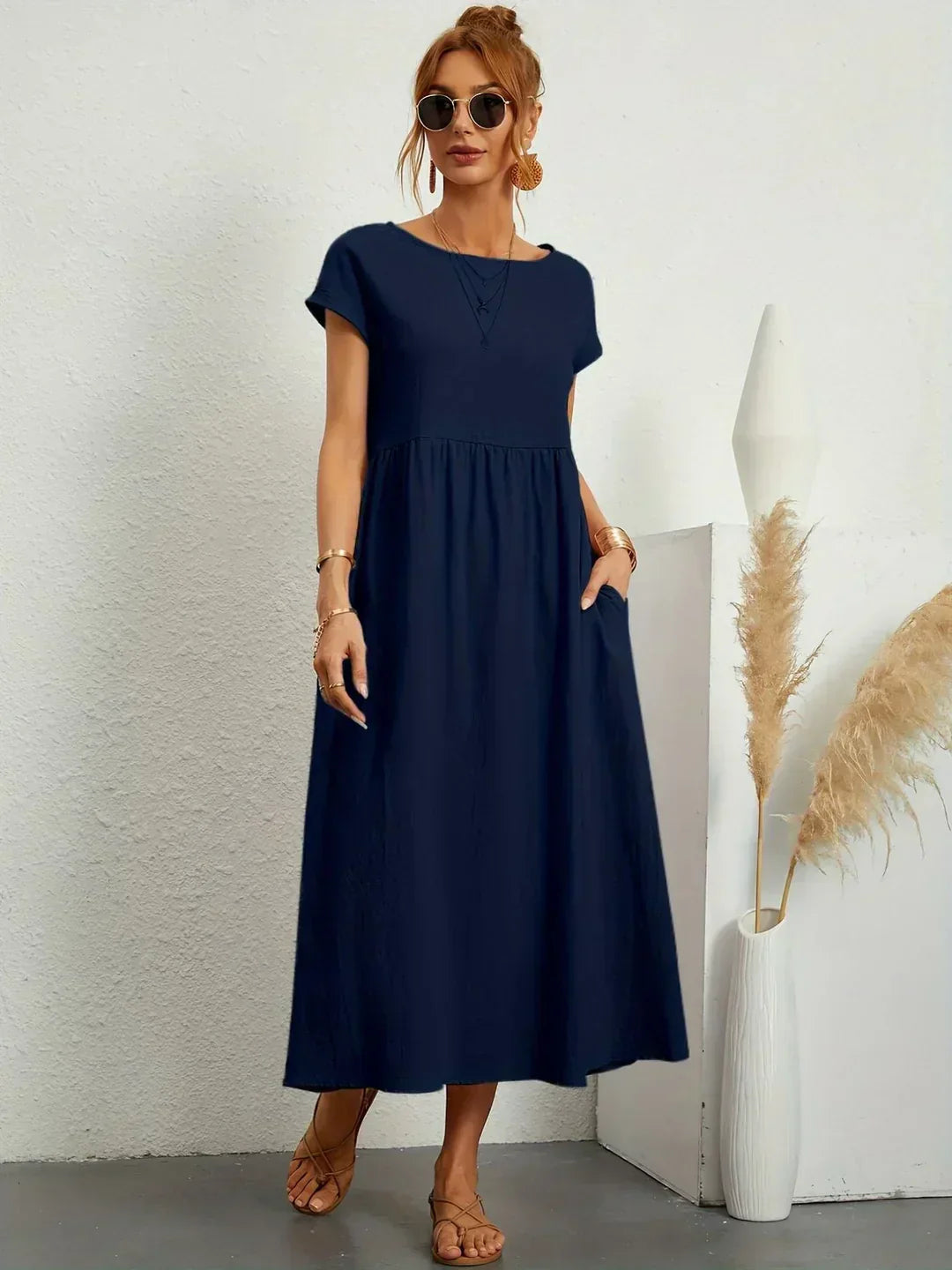 Gabriela™ | Timeless elegance fluid midi dress