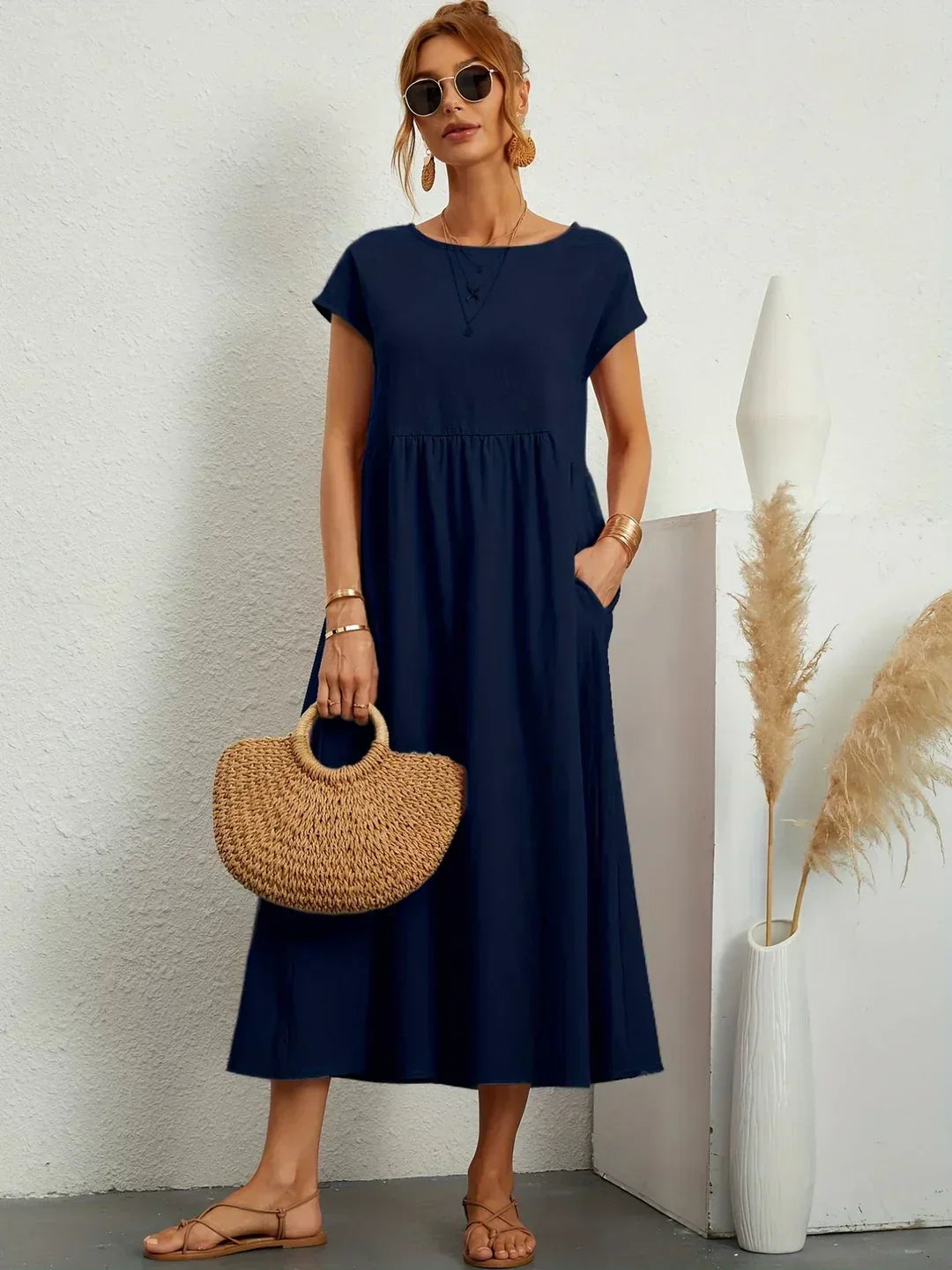 Gabriela™ | Timeless elegance fluid midi dress