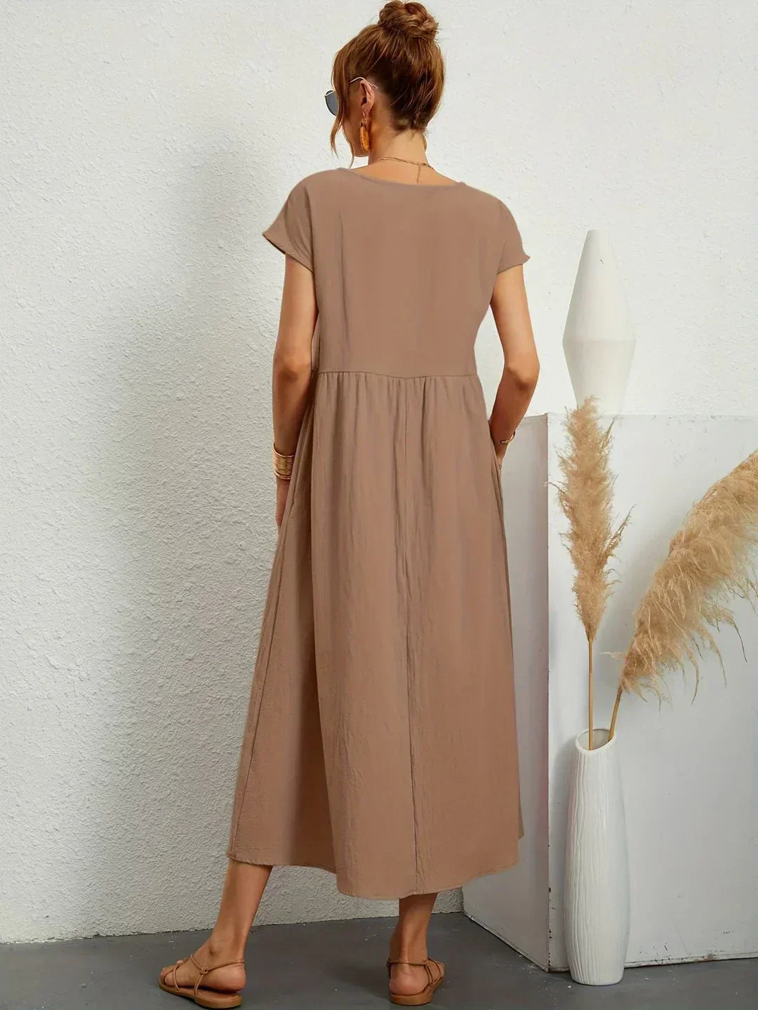 Gabriela™ | Timeless elegance fluid midi dress