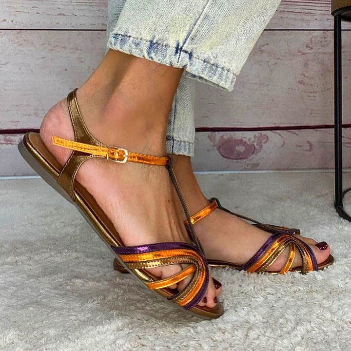 FLAT SANDAL WITH T-BAR