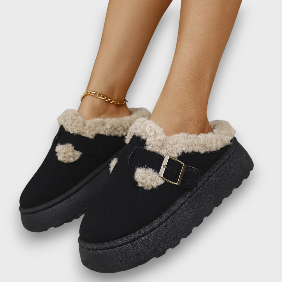 Evanea – Fleece-lined platform buckle mules