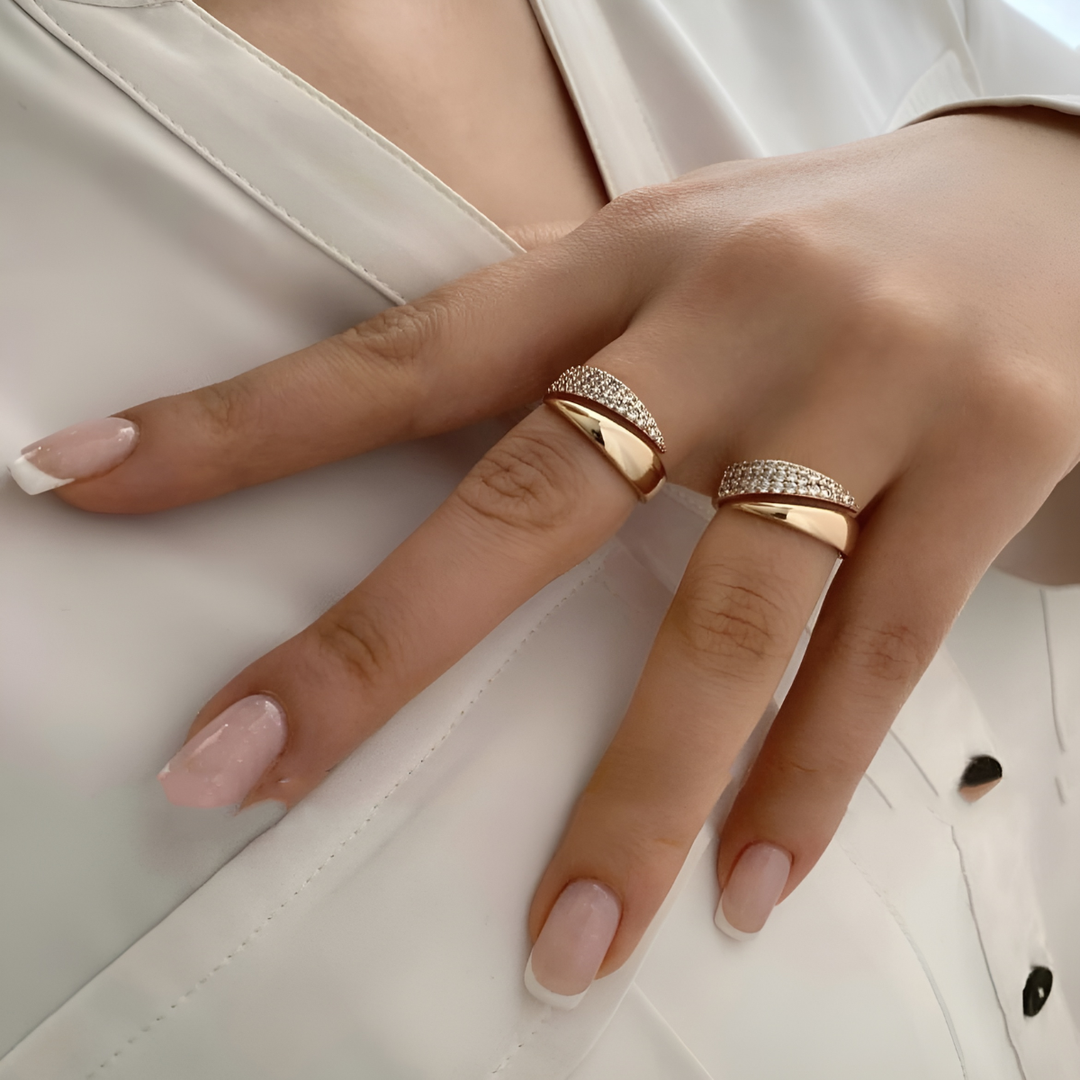 Élodie™ | Elegant ring with timeless feminine comfort