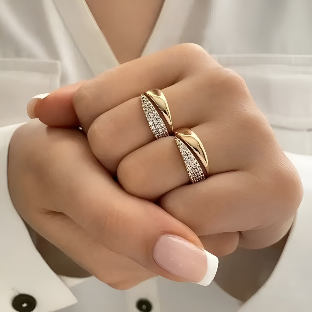 Élodie™ | Elegant ring with timeless feminine comfort