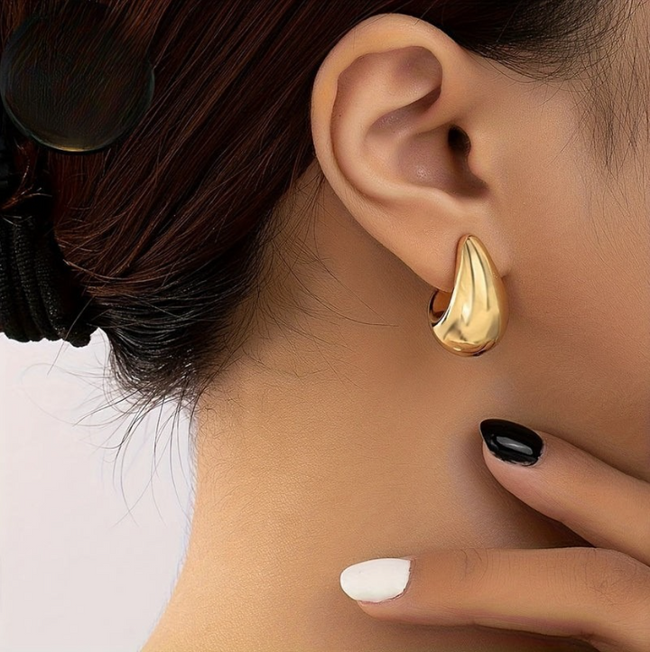 Carole™ – Timeless Elegant Drop Earrings