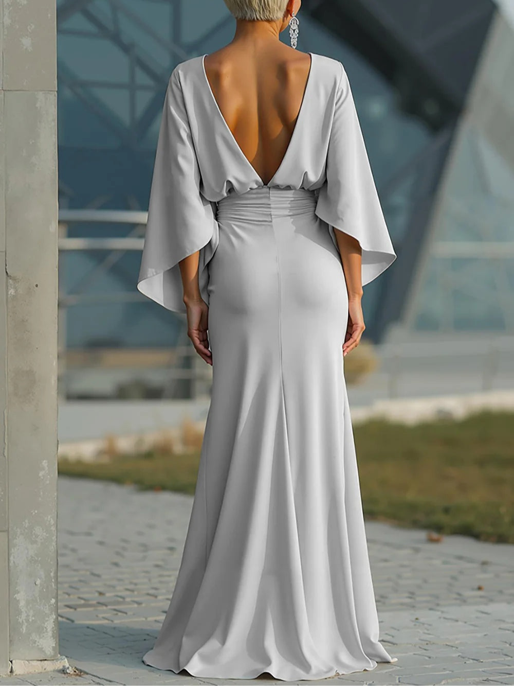 Clara | Elegant V-neck backless sleeve dress