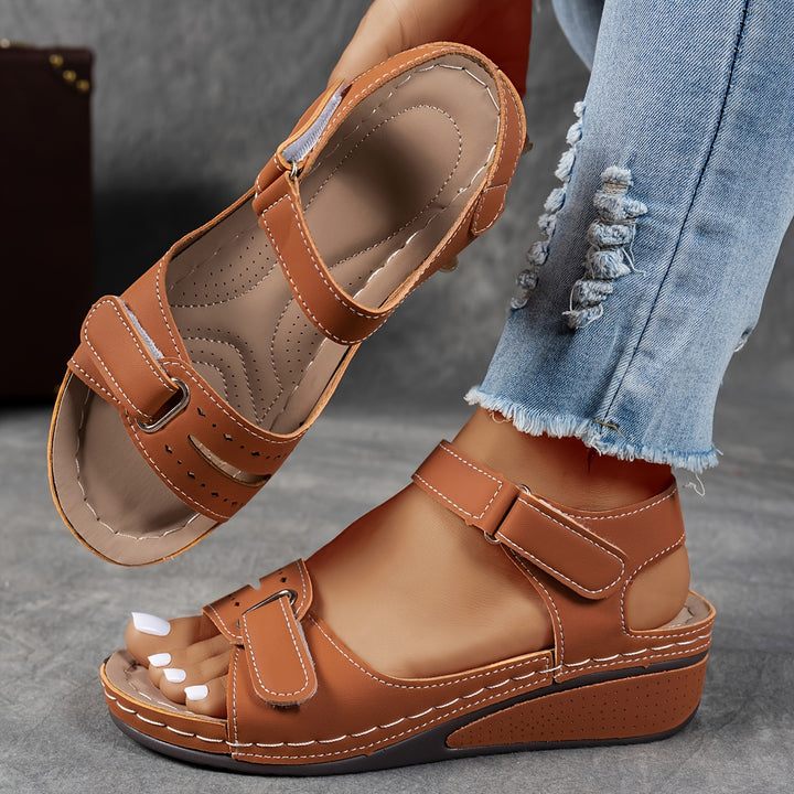 Orthopedic sandals for women
