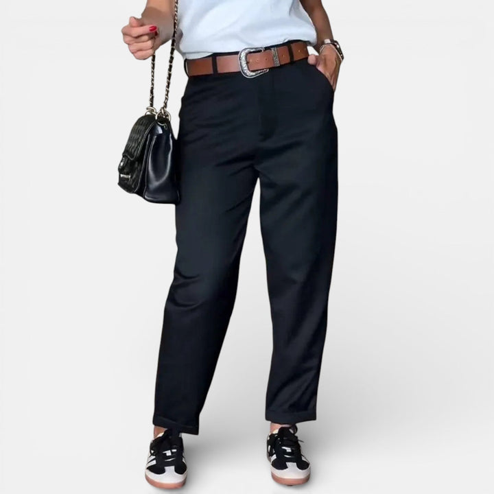 MATHILDA | ELEGANT, FIGURE-FLATTERING PANTS WITH STRIPES